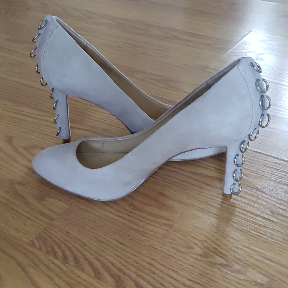 Katy Perry Pumps - Picture 6 of 6